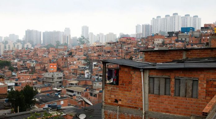Urbanização: exclusão social, violência urbana e implicações para o policiamento ostensivo paulista